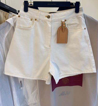 LV 25 Versatile Slimming Denim Shorts White Cotton