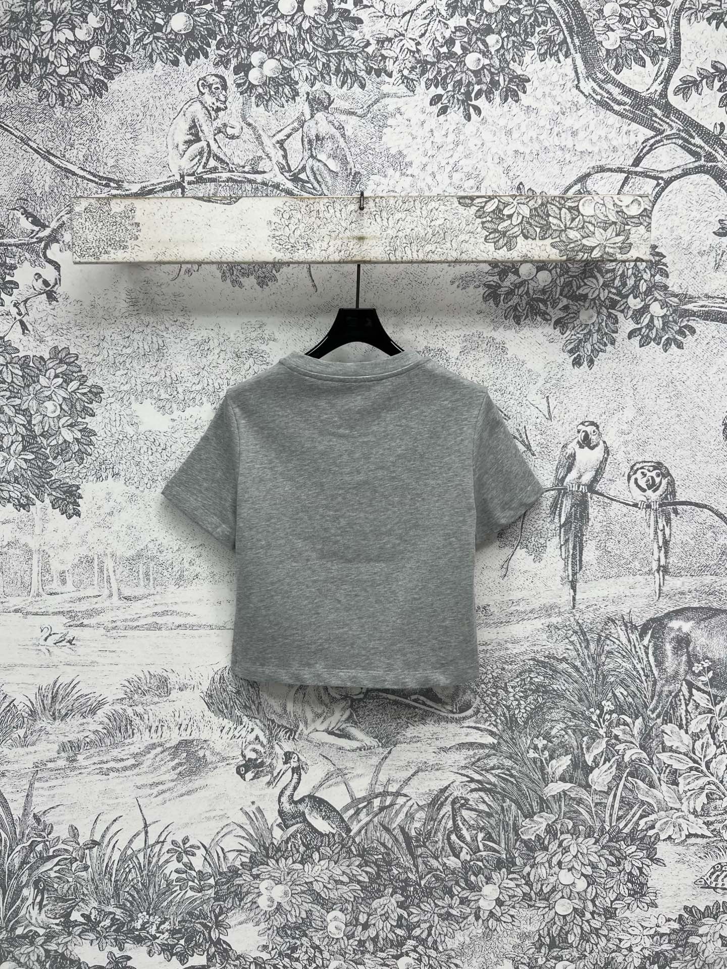 LV 25 Robot On The Chest T-Shirt Grey Cotton