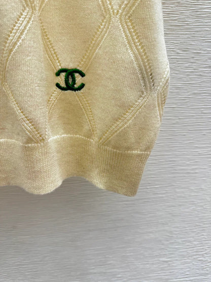 Chanel 2026 Round Neck Knitted Short Sleeve Wool 132741