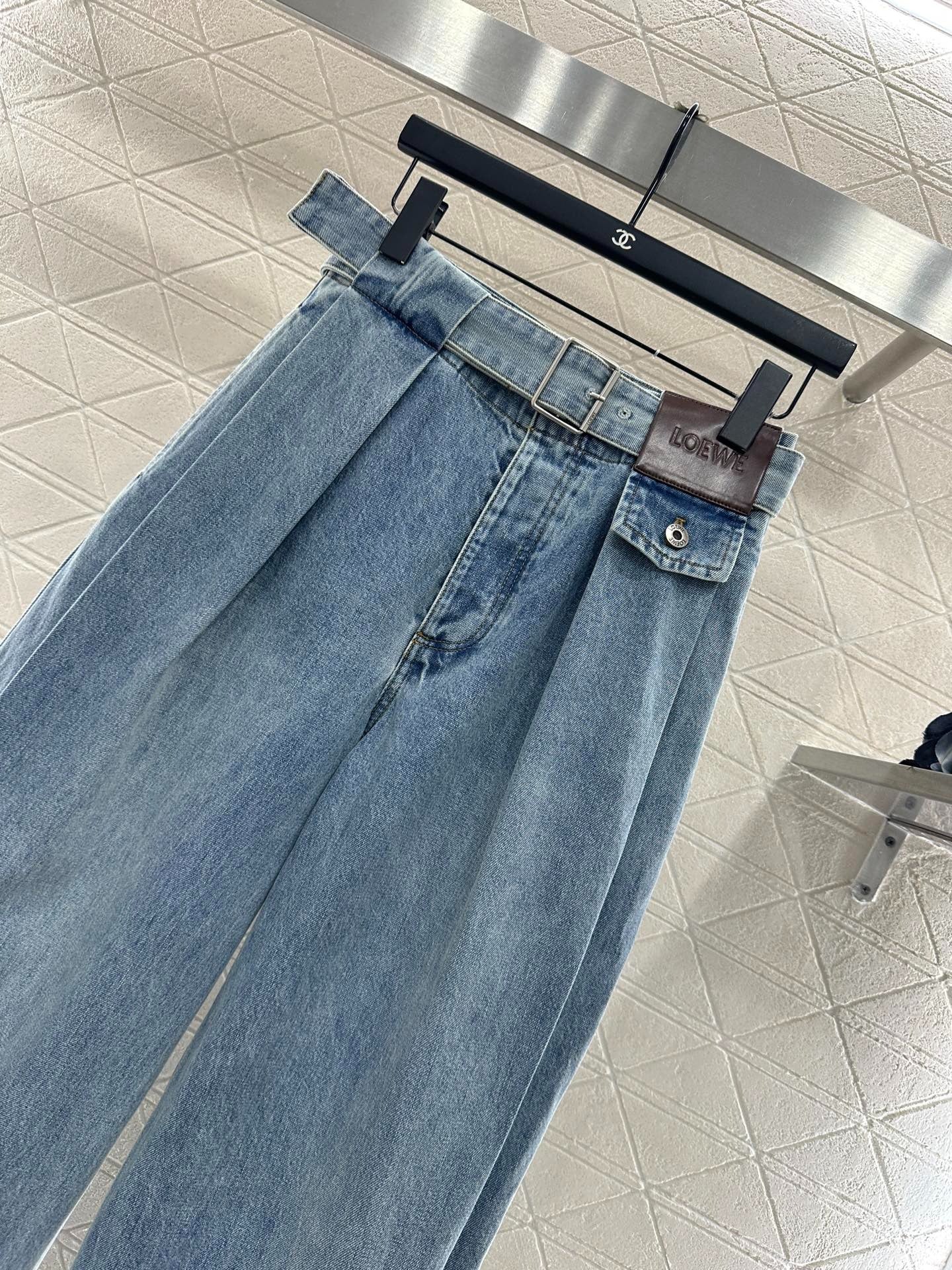 LOEWE JEANS STYLE 240
