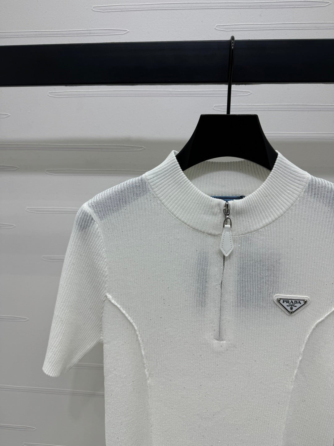 PRADA MOCK NECK SHORT-SLEEVE KNIT TOP WHITE 274815