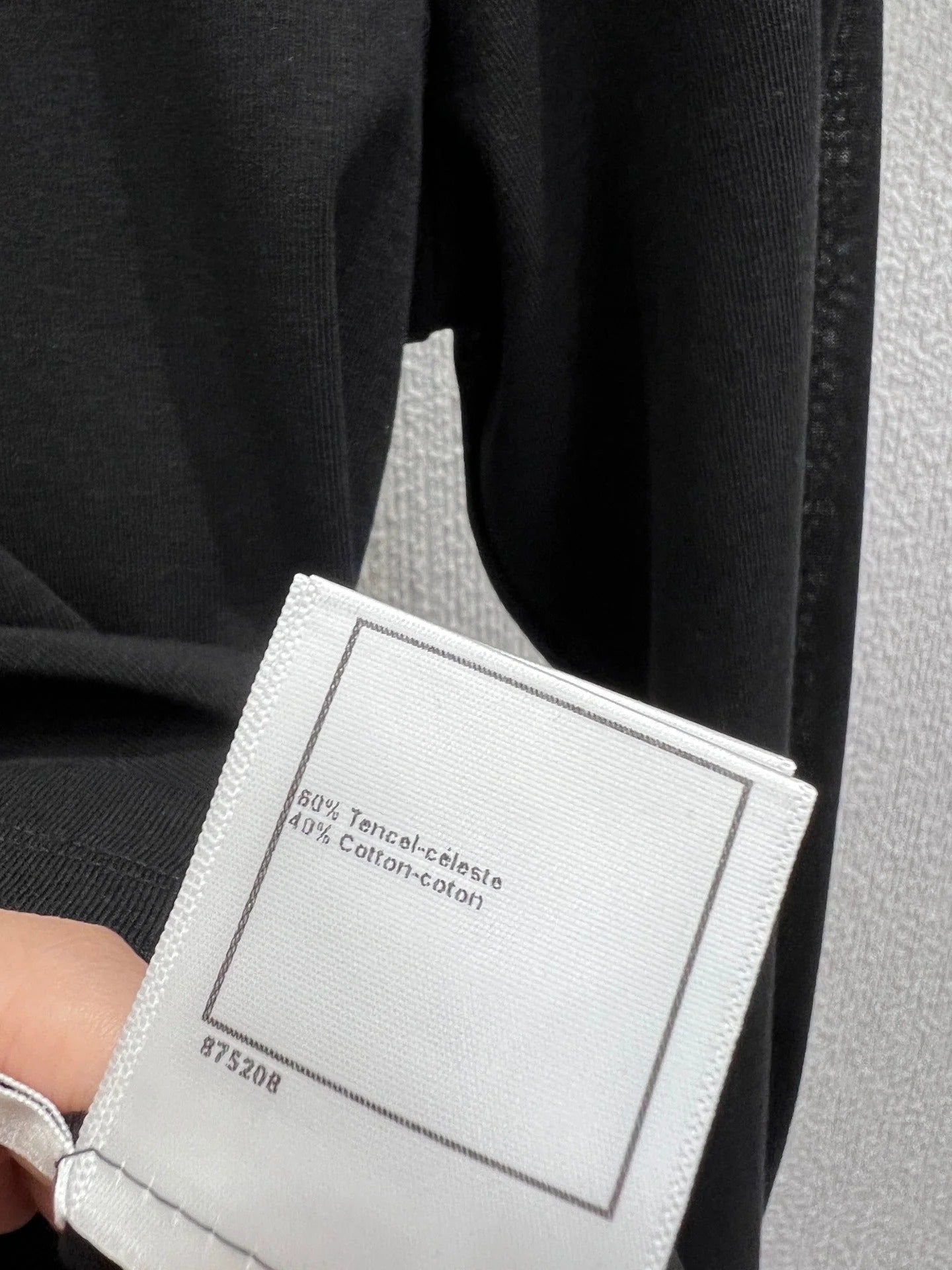 CHANEL 25S LONG-SLEEVE T-SHIRT STYLE 123