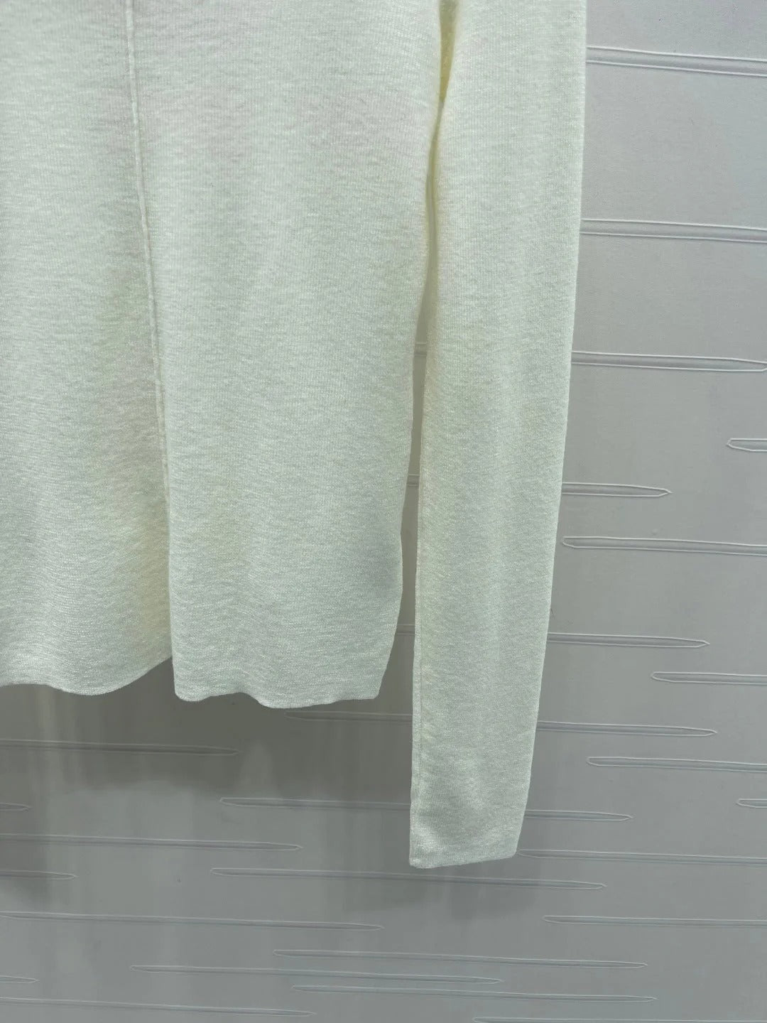 MIUMIU KNITTED LONG SLEEVE TOP STYLE 482