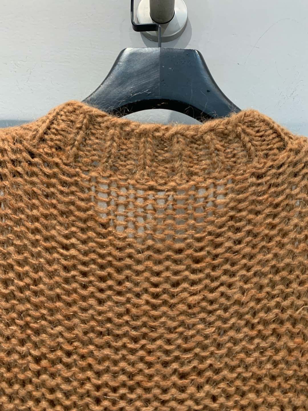 LOEWE SWEATER STYLE 225
