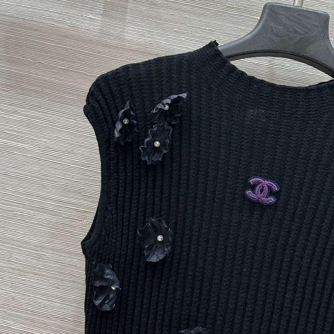 CHANEL KNIT TOP STYLE 17