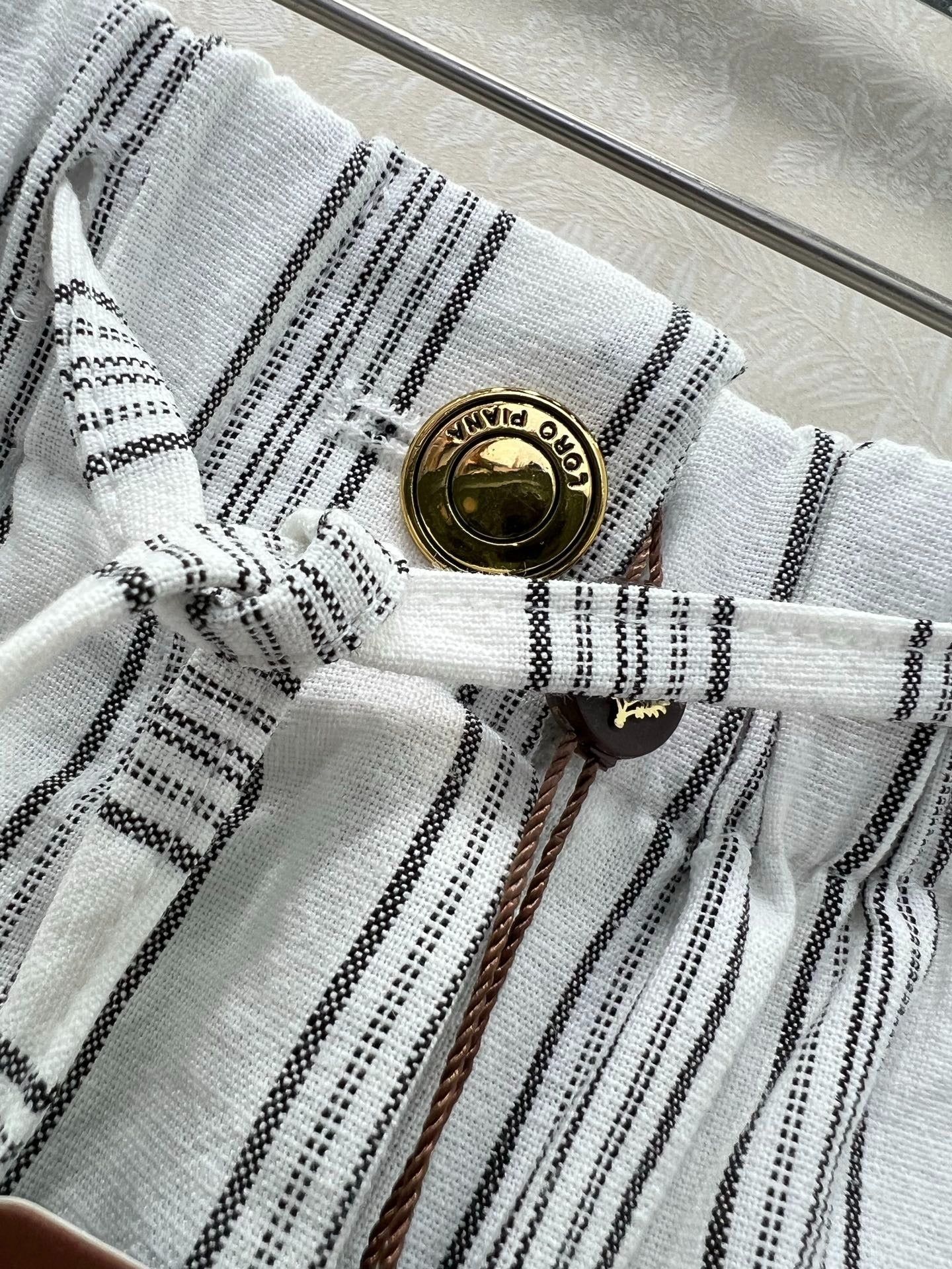 RALPH LAUREN STRIPED LINEN SHORTS 269163