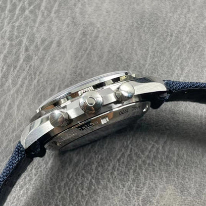 SPEEDMASTER APOLO SILVER SNOOPY